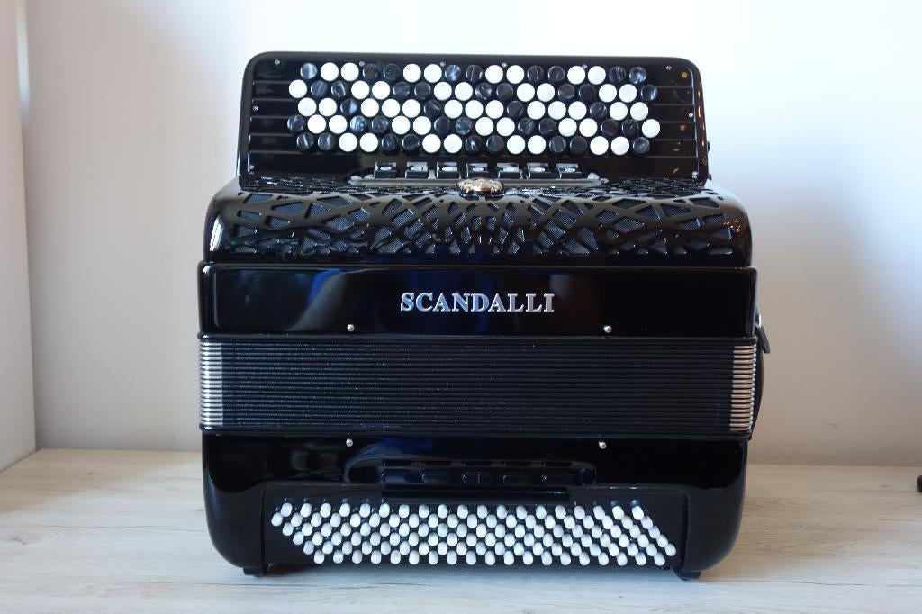 Accordeon Do1, Muziek en Instrumenten, Scandalli, Met koffer, Ophalen of Verzenden, Zo goed als nieuw