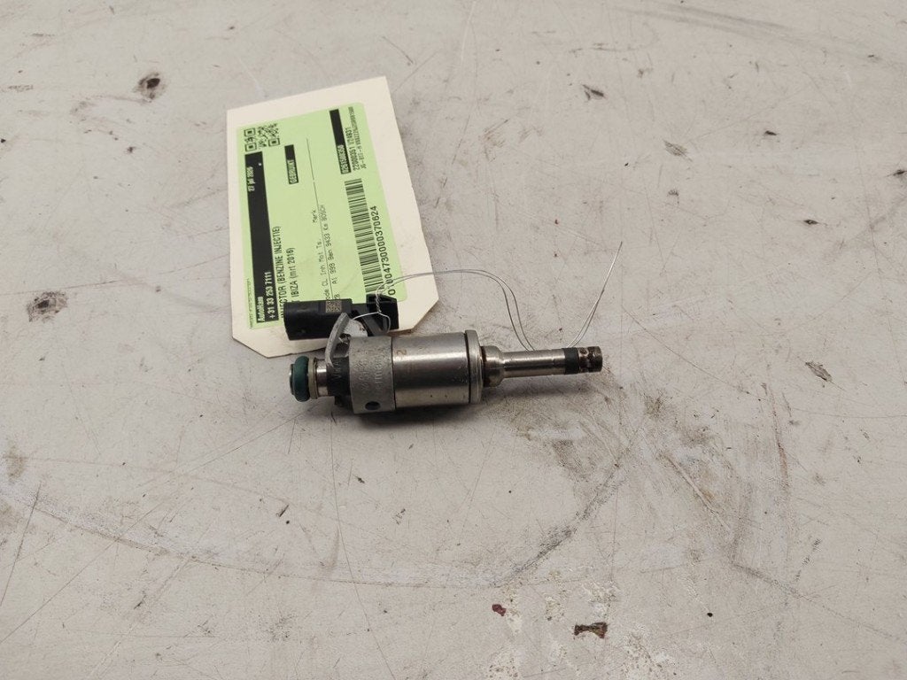 INJECTOR BRANDSTOF Seat Ibiza ST (6J8) (|04E906036AE|), Robert Bosch AG, Gebruikt, Seat, Robert-Bosch-Allee 1
74232  Abstatt, DE