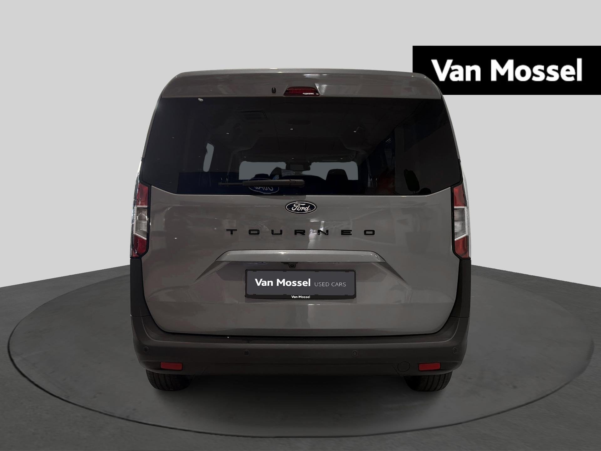 Ford Courier Tourneo Titanium - Winterpack - Carplay - 5y ga, Auto's, Automaat, Stof, Gebruikt, https://public.car-pass.be/vhr/c18e2947-8a31-4a91-923f-1246f2b19221