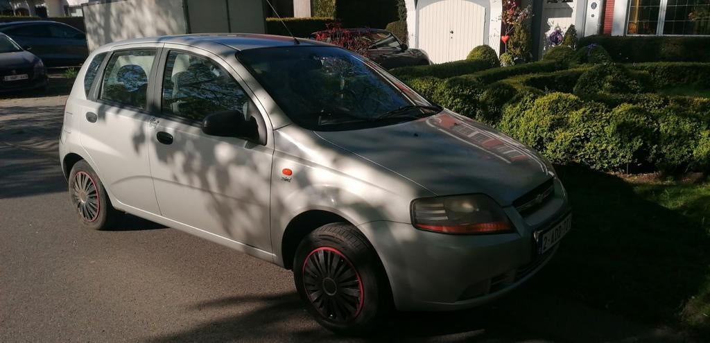 *Gekeurd* Chevrolet 2005 - 4 deurs Benzine 103000km, Auto's, Voorwielaandrijving, Stof, Handgeschakeld, Grijs
