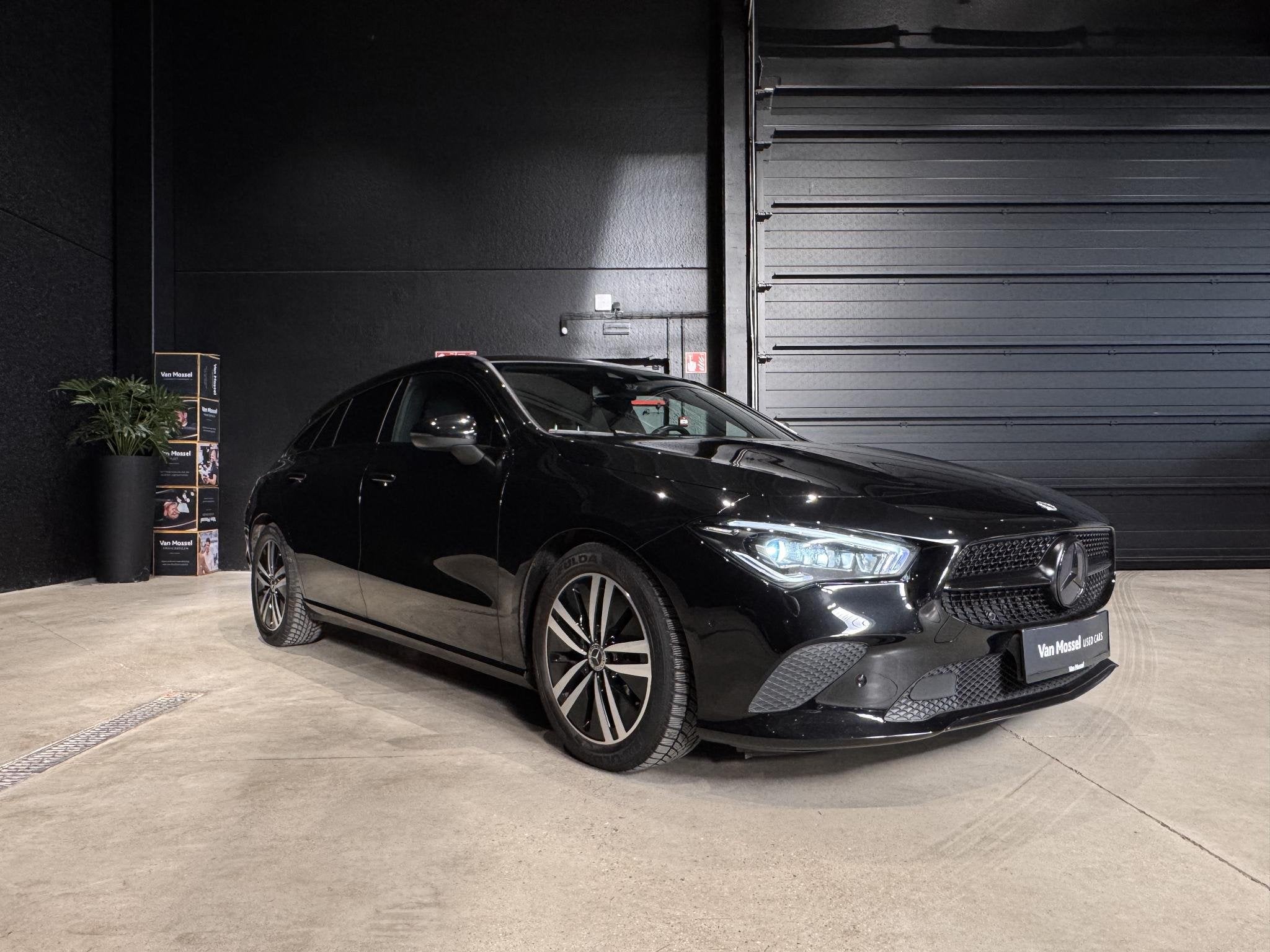 Mercedes-Benz CLA Shooting Brake CLA 250, Auto's, CLA, Stof, 4 cilinders, https://public.car-pass.be/vhr/3147850f-5d52-4ff9-8069-66cd8fabe929