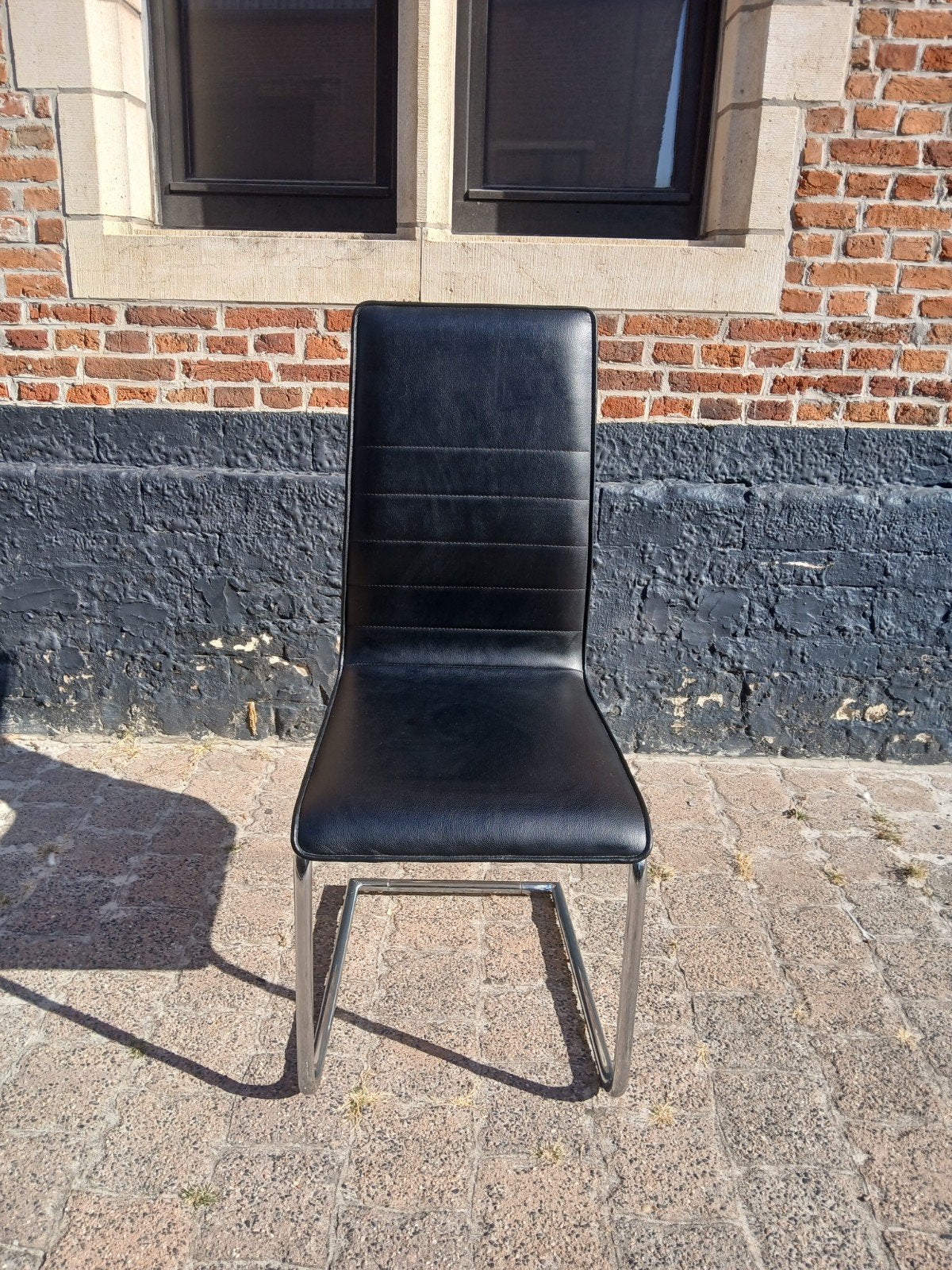 moderne stoelen, Ophalen