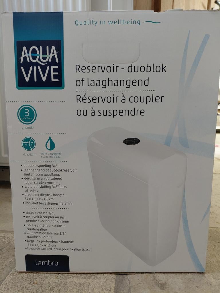 Évier Aquavive à deux blocs ou à suspension basse, Enlèvement, Neuf, Toilettes