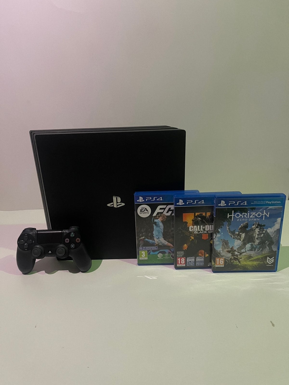 PlayStation 4 Pro 1TB + originele Sony controller +3 games, Ophalen of Verzenden, Zo goed als nieuw