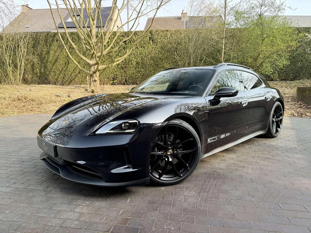 Porsche Taycan Sport Turismo 105kWh/BOSE/Pano/Sport Chrono/S, Autos, Cuir, Achat, 2270 kg, Noir