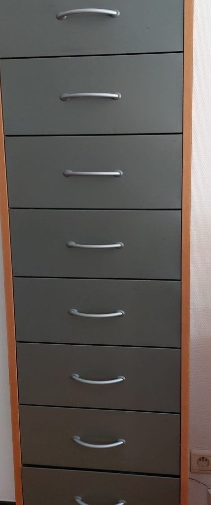 étagère, Métal, Avec porte(s), Moins de 25 cm, Utilisé