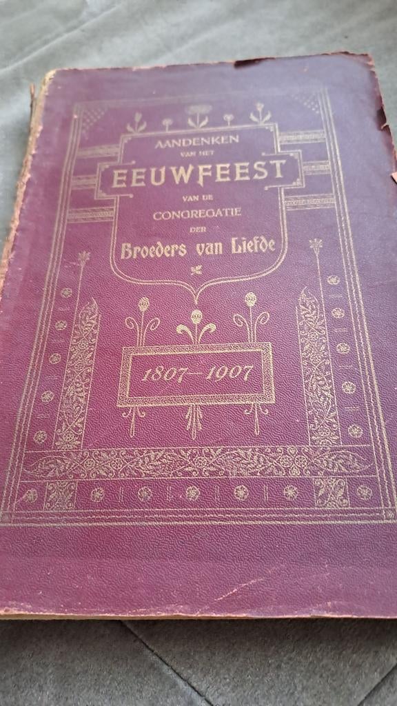 Boek aandenken eeuwfeest 1807  1907, Ophalen