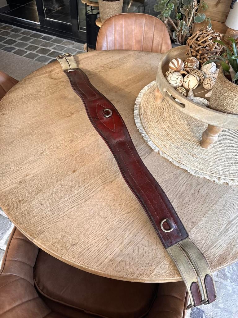 Lederen singel 135 cm, Ophalen, Zo goed als nieuw
