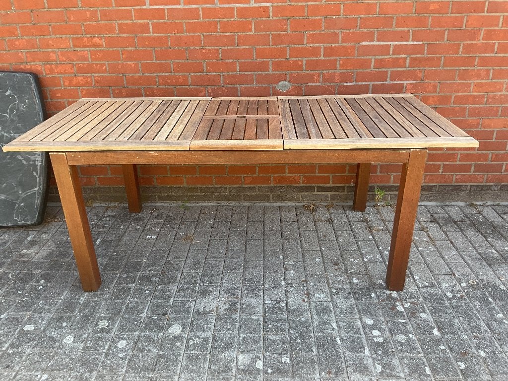 Tuintafel1m60 uitschuifbaar tot 2m00, Ophalen