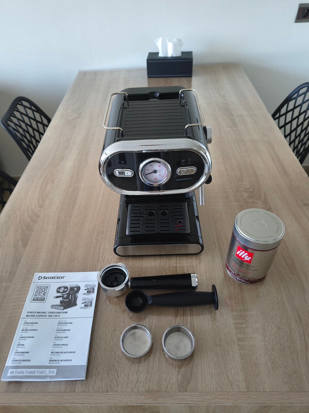 Belle machine à expresso ! Je pars par manque de place !, Enlèvement