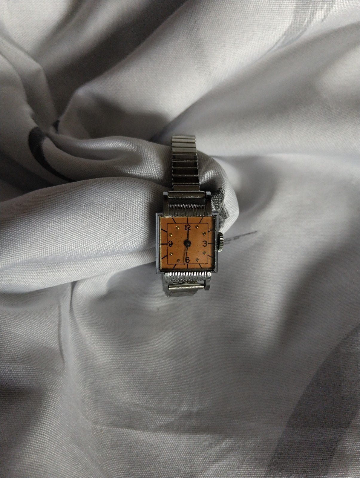 montre vintage, Bijoux, Sacs & Beauté, Montres | Anciennes | Antiquités, Enlèvement ou Envoi
