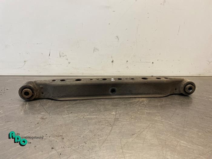 Draagarm rechts-achter van een Nissan Qashqai (Qashqai 07-), Gebruikt, -, -, Ophalen of Verzenden