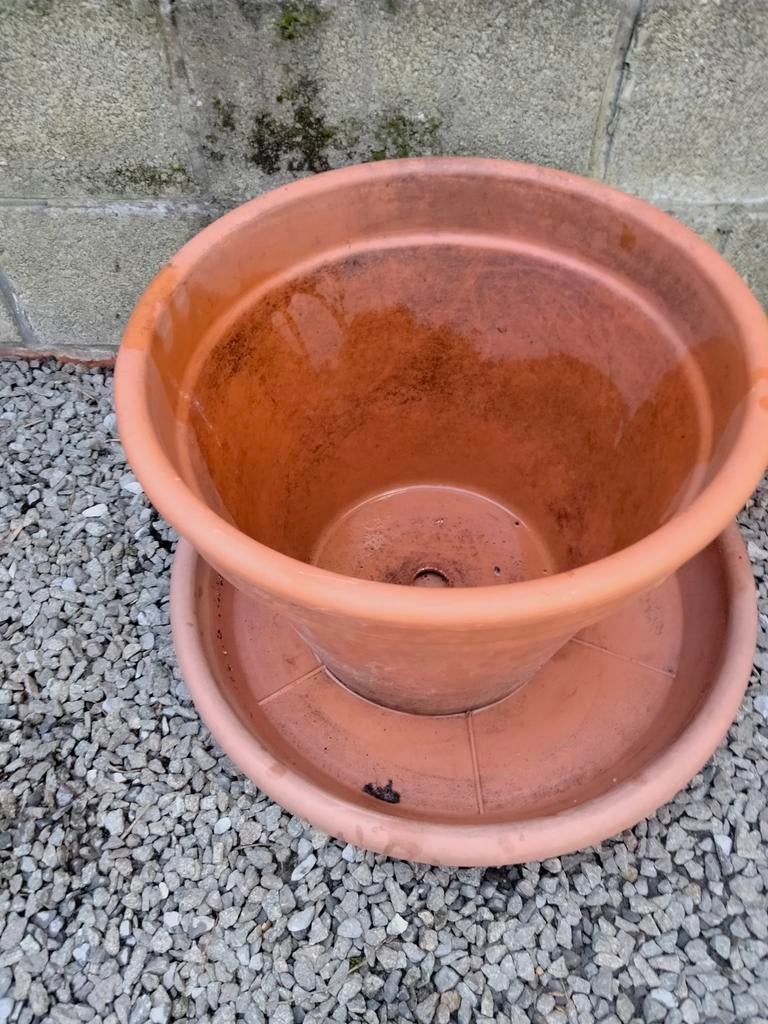 Pot en argile pour fleurs ou arbustes, Enlèvement