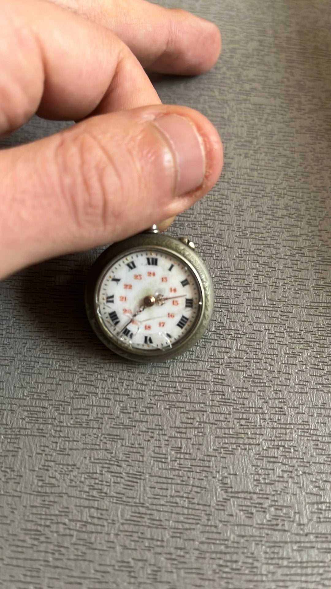 Horloge uit het einde van de 19e - 20e eeuw, Zwitsers uurwe, Ophalen of Verzenden