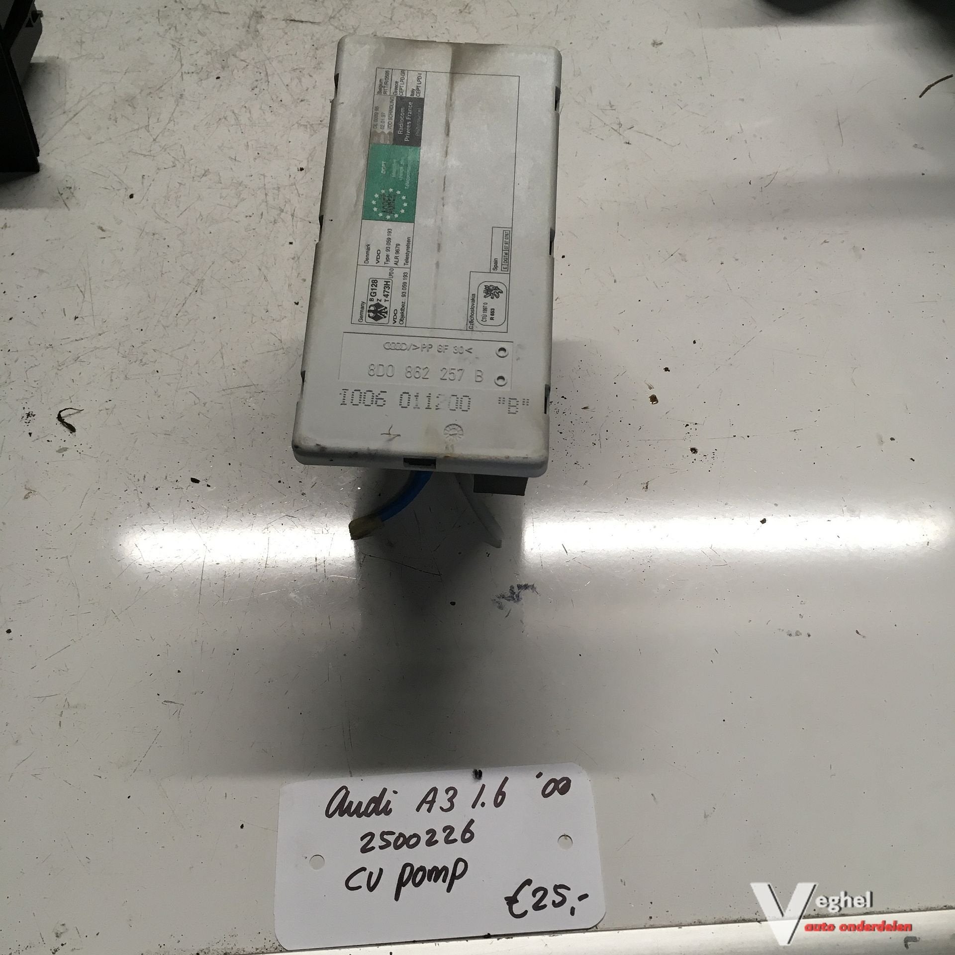 Audi A3 1.6 2000 2500226  CV Pomp    800 862 257 B, -, Utilisé, -, -