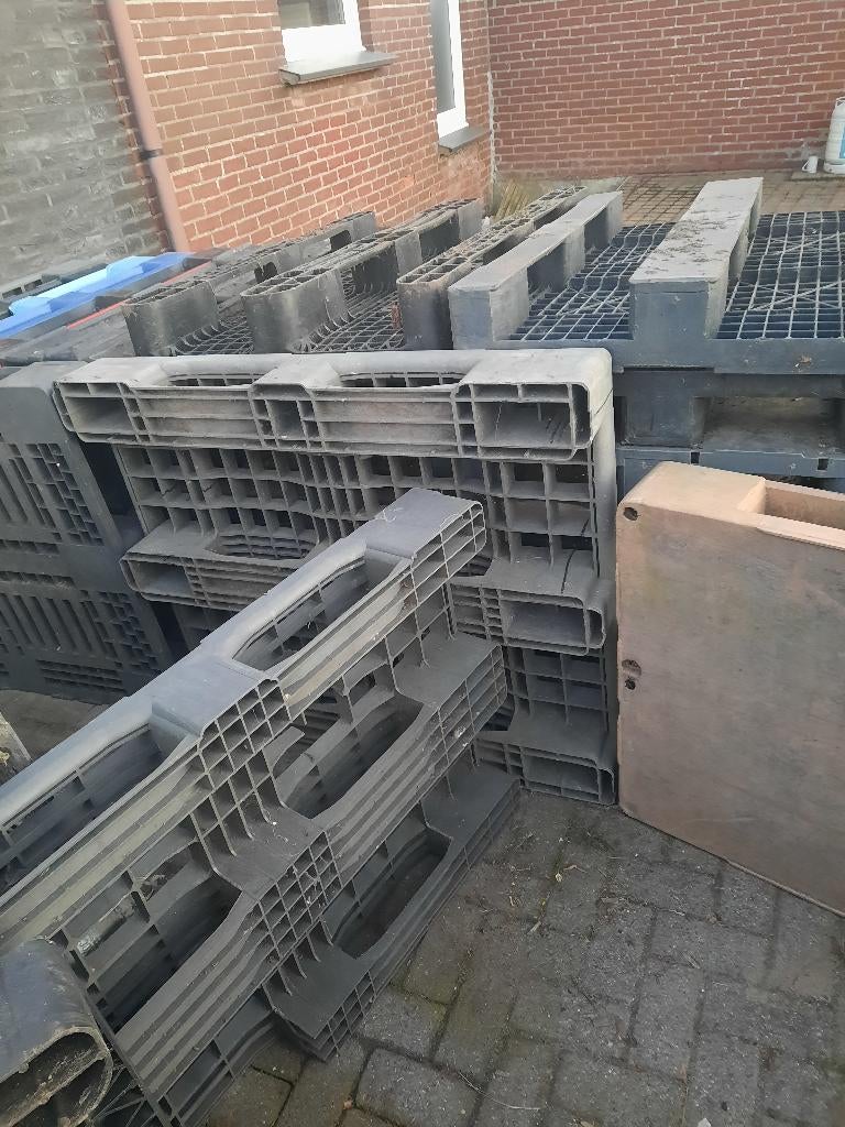 plastic pallets, Doe-het-zelf en Bouw, Ophalen, Gebruikt, 100 cm of meer, Overige typen