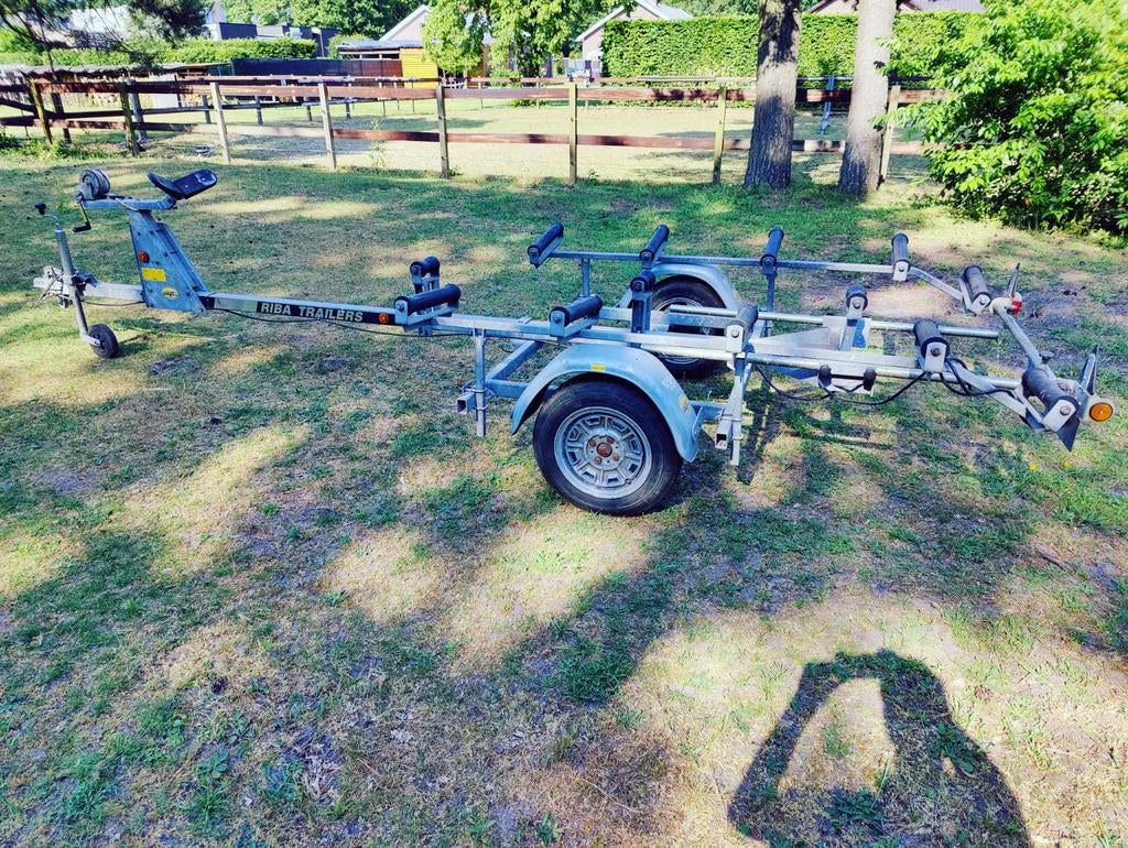 Riba boottrailer BV350, Watersport en Boten, Boottrailers, Ophalen