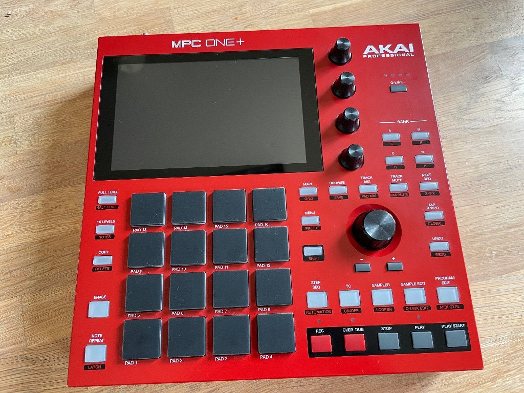 Akai MPC One+ (perfecte staat), Muziek en Instrumenten, Ophalen, Zo goed als nieuw