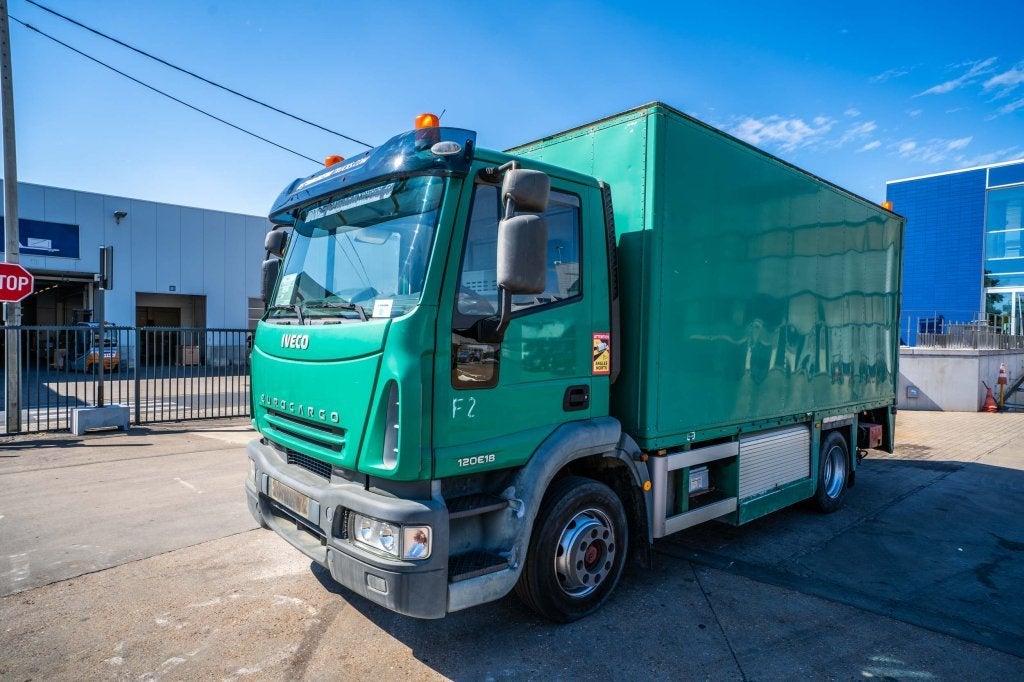 Iveco EUROCARGO 120E18 (bj 2004), Achterwielaandrijving, Iveco, 180 pk, Bedrijf
