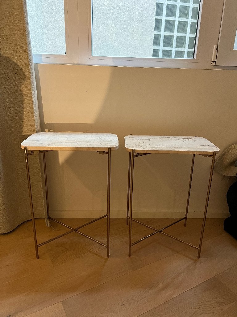 Zara bijzettafels (2) – travertin marmer, gouden onderstel, Overige materialen, Minder dan 55 cm, Zo goed als nieuw, Tijdloos & modern