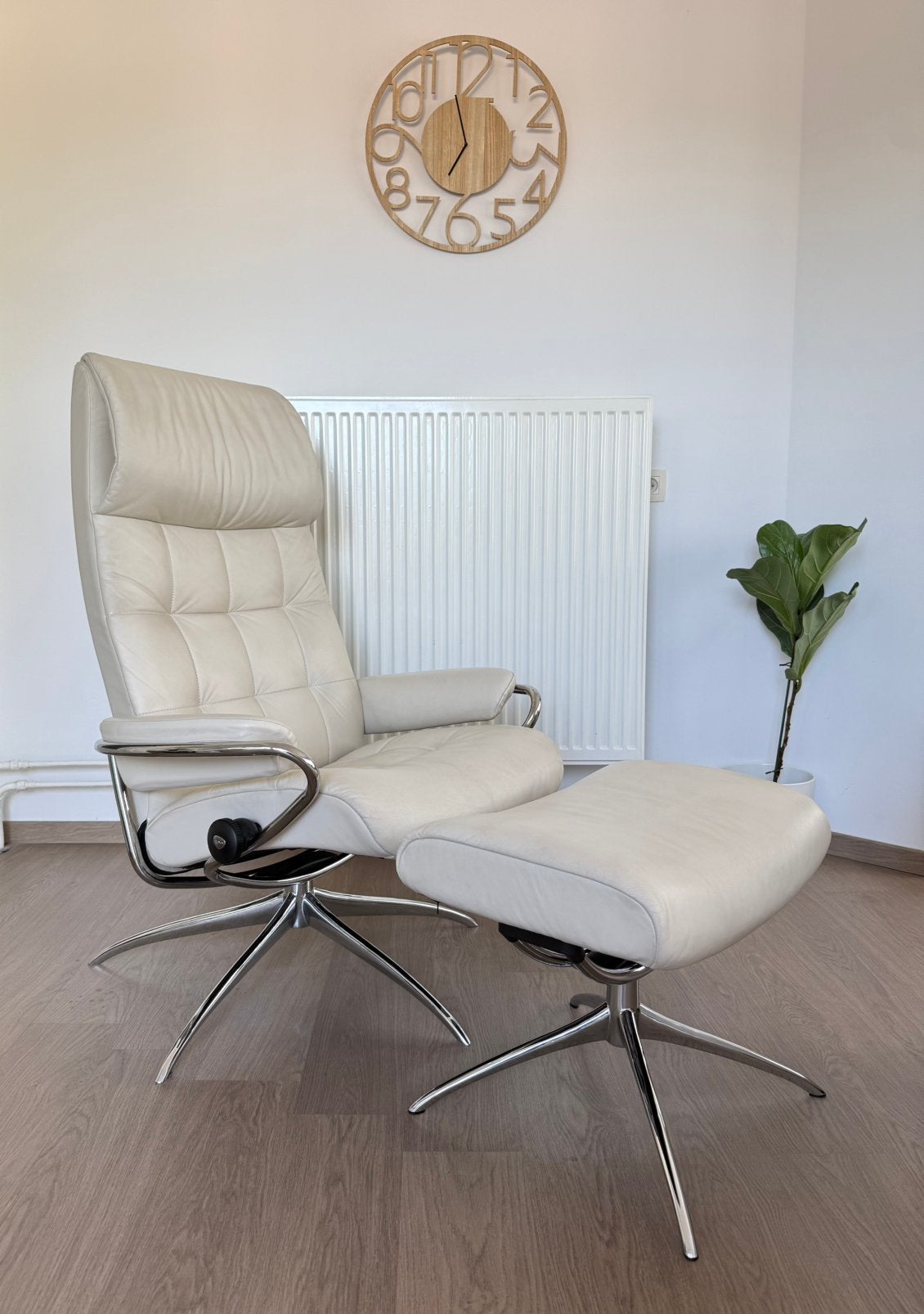 Stressless London Design Relax Fauteuil + Voetenbank, Huis en Inrichting, Fauteuils, Zo goed als nieuw, Leer, Metaal, 75 tot 100 cm