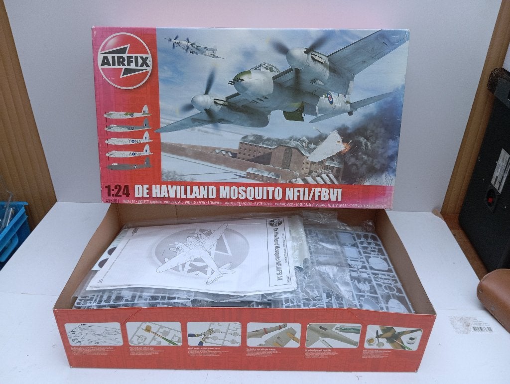 AIRFIX 1/24 25001 DE HAVILLAND MOSQUITO NF.II / FB. VI, Ophalen of Verzenden, Zo goed als nieuw, Vliegtuig, Overige merken