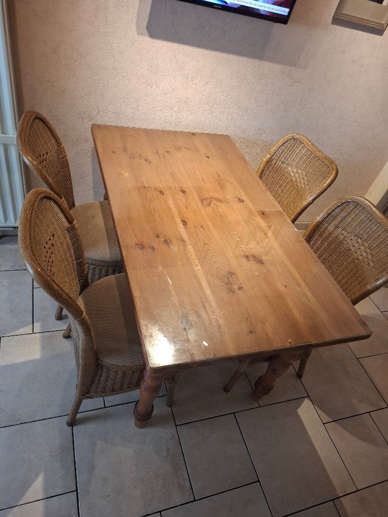 Keuken tafel met 4 rieten stoelen, Ophalen, Overige kleuren, Hout, Vier