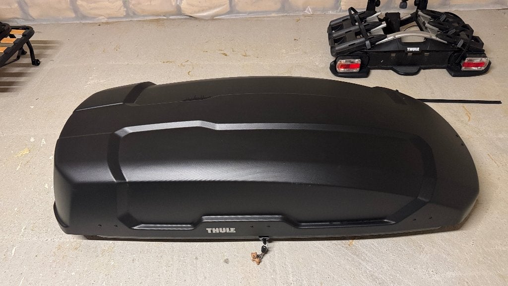 Thule Force XT L, roof box for sale — excellent condition, Enlèvement, Comme neuf