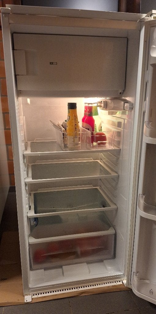 Inbouw ijskast met vriesvak, Elektronische apparatuur, Ophalen, Gebruikt, Met vriesvak