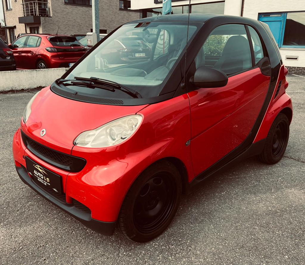 SMART FORTWO EURO5 ESSENCE AUTOMATIQUE, Automaat, Euro 5, Zwart, 103 g/km