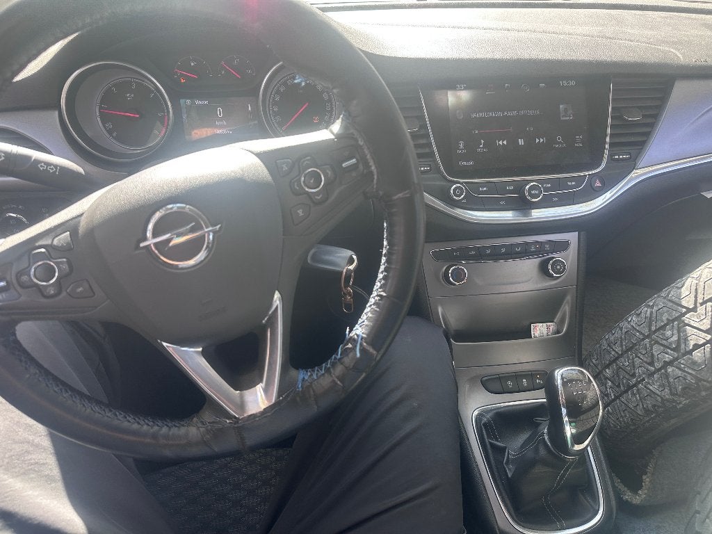 Opel astra K, Achat, Euro 6, Boîte manuelle, Noir
