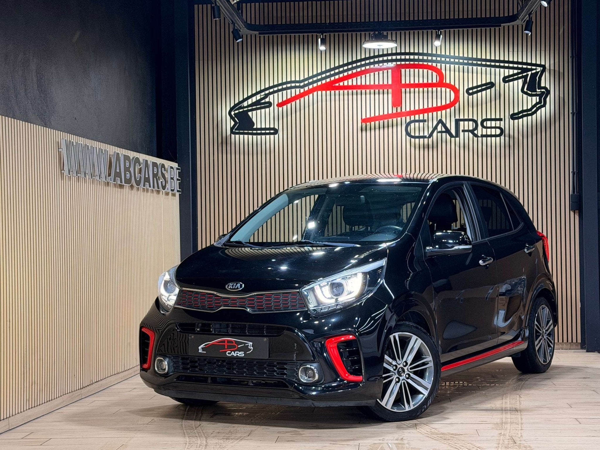 Kia Picanto 1.2i GT Line * GARANTIE 12 MOIS * (bj 2019), Auto's, Gebruikt, Zwart, Bedrijf, 5 deurs