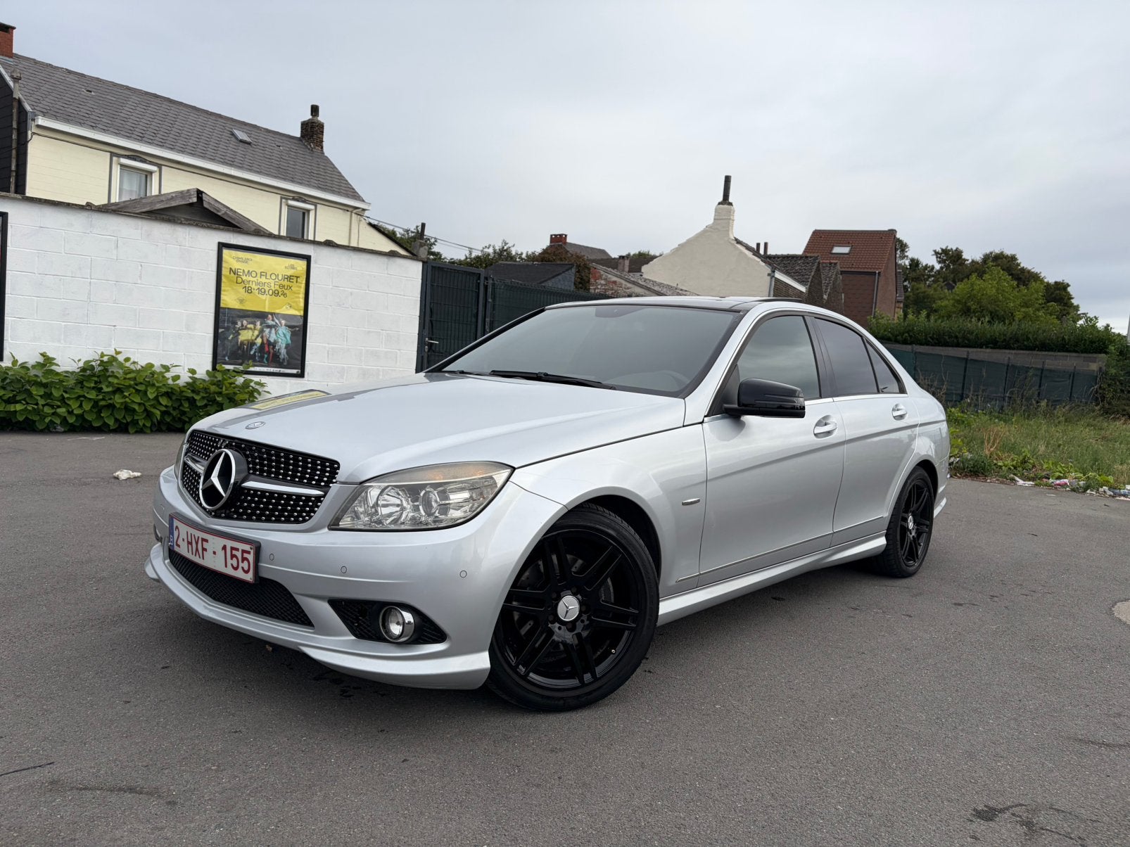Mercedes c200cdi kit amg an2010 270000km toit panoramique, Autos, 100 kW, Argent ou Gris, Achat, Boîte manuelle