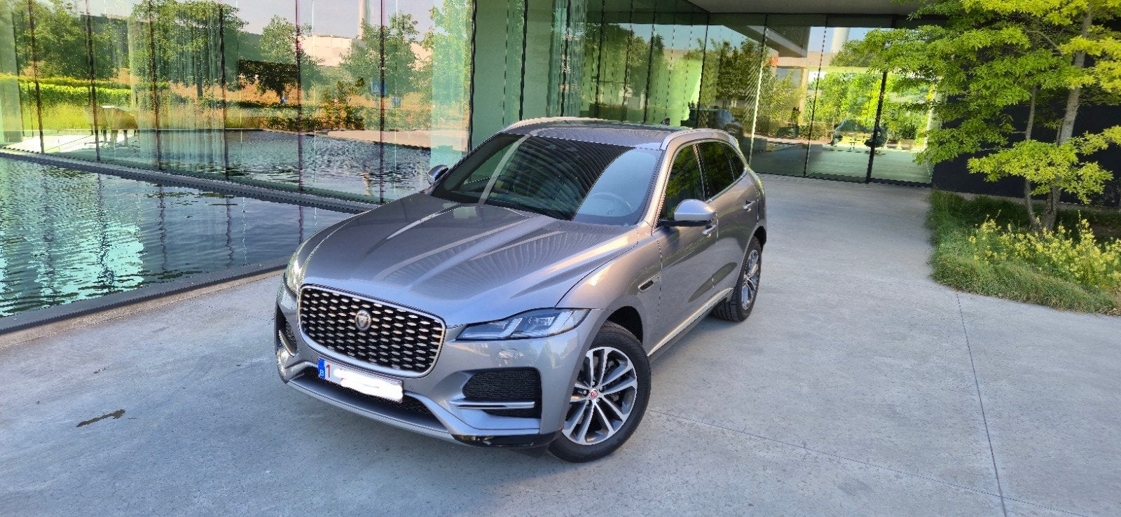 Jaguar F-pace PHEV P40Oe. S. Plug-in Hybride. 404pk., Auto's, Automaat, Euro 6, Leder, Grijs