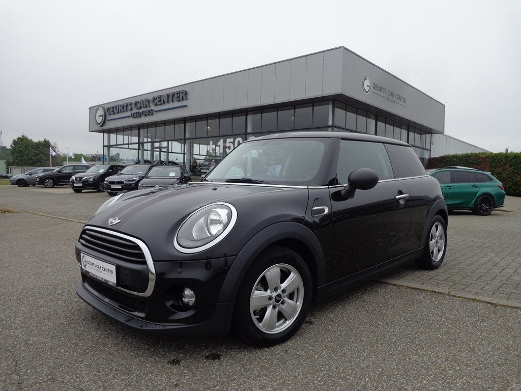 MINI Cooper One 1.2i 66dkm !, Euro 6, Electronic Stability Program (ESP), Boîte manuelle, Noir