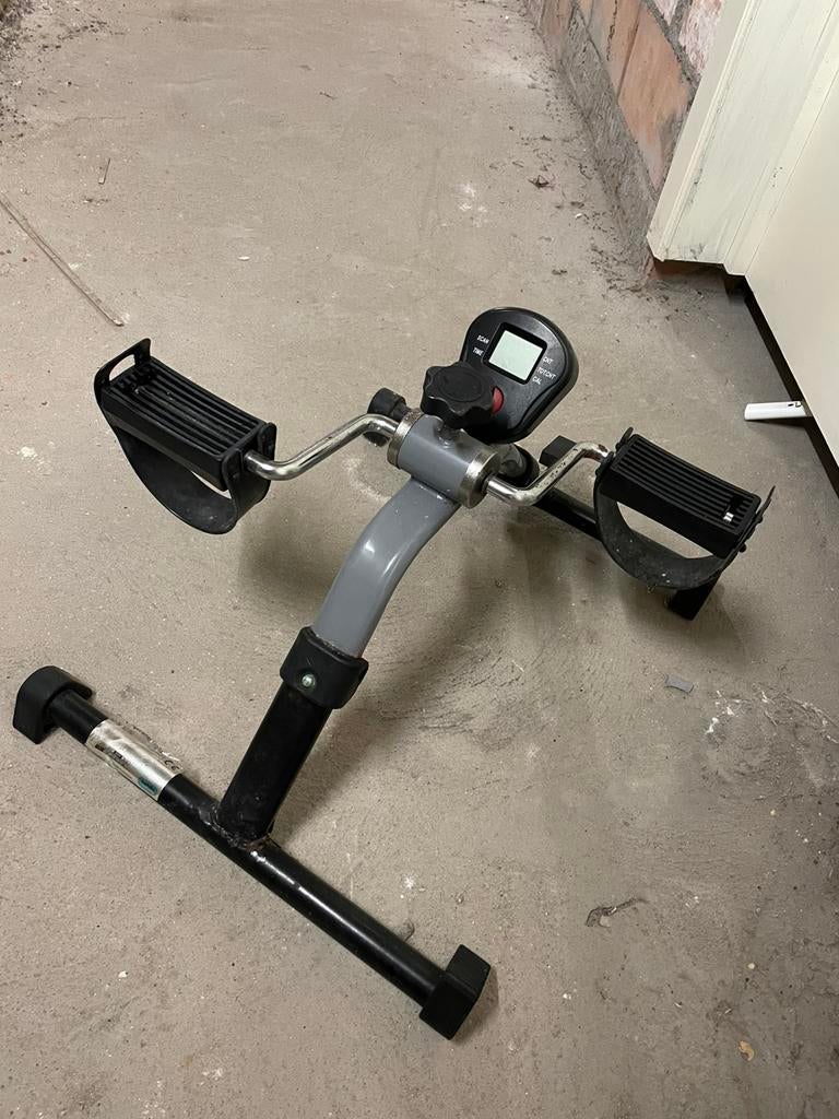 Eenvoudige benen trainer, Gebruikt, Aluminium, Ophalen of Verzenden, Stoelfiets