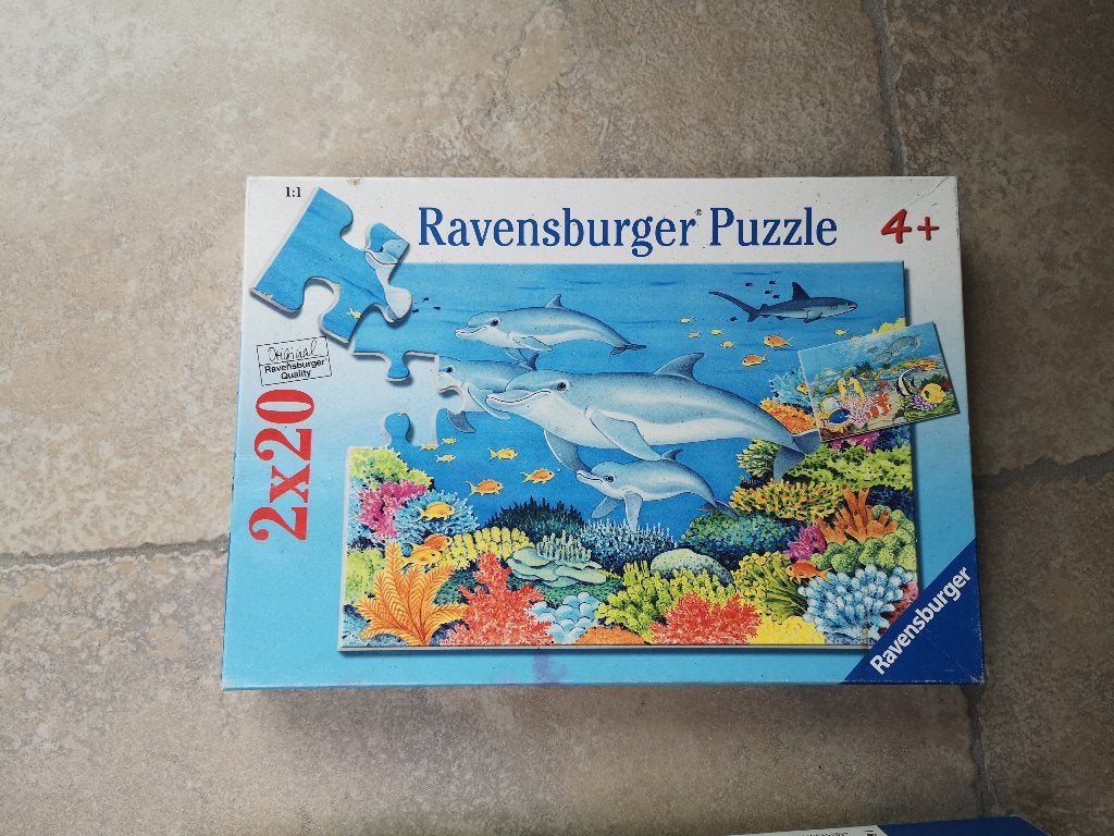 Ravensburger dolfijnen puzzel 2 X 20 stuks, Ophalen of Verzenden, 10 tot 50 stukjes, Gebruikt