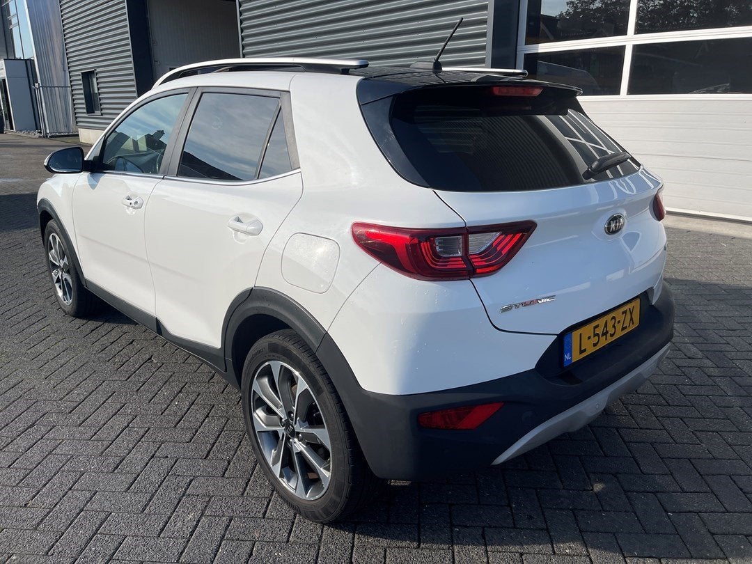 Kia Stonic 1.0 panoramadak, stuurwielverwarming, navigatie,, Cuir, 998 cm³, Euro 6, Entreprise