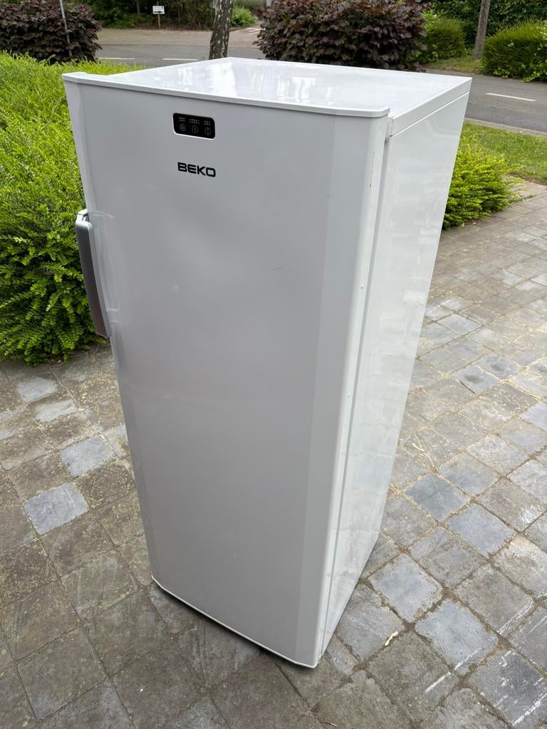 Diepvries Beko, Gebruikt, 140 tot 160 cm, Ophalen, Vrieskast