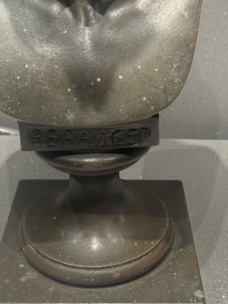 Borstbeeld Pierre-Jean de Béranger, Enlèvement ou Envoi, Bronze