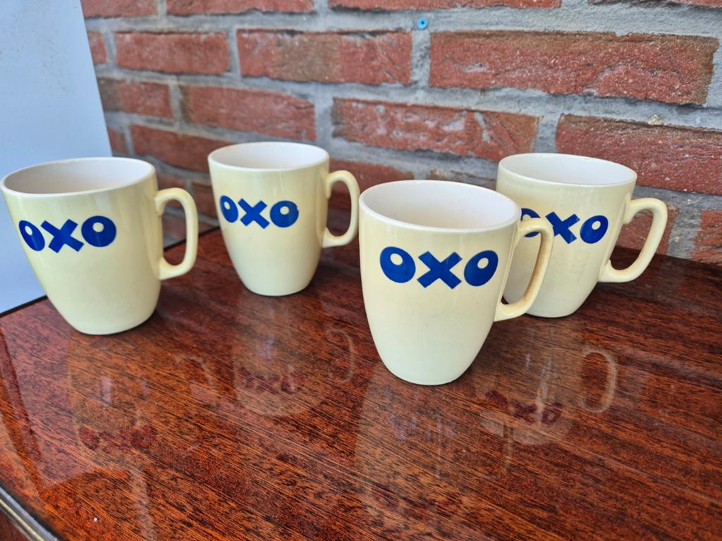 4 tasses OXO, Enlèvement ou Envoi
