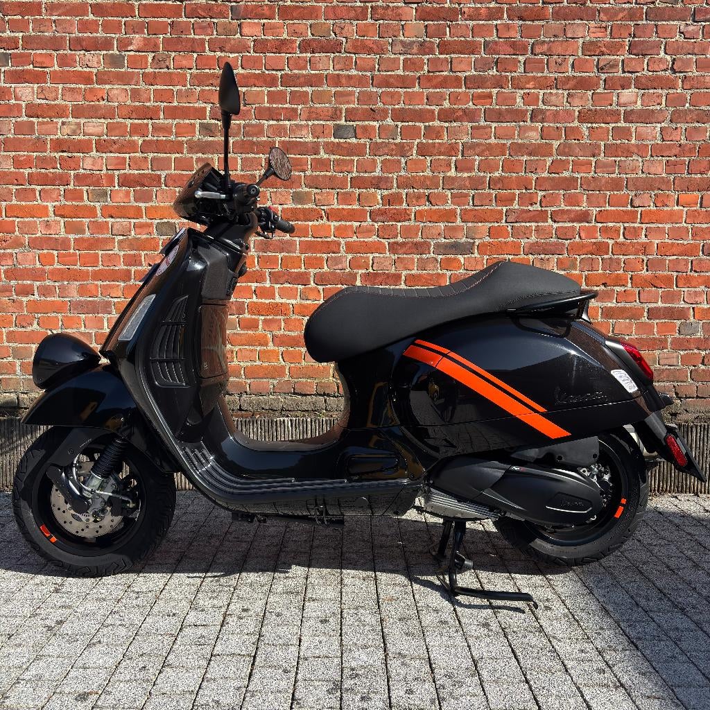 NIEUWE Vespa GTV 300 STOCKPROMO €700, Motoren, 300 cc, Bedrijf, Minimaal motorrijbewijs A2, 1 cilinder