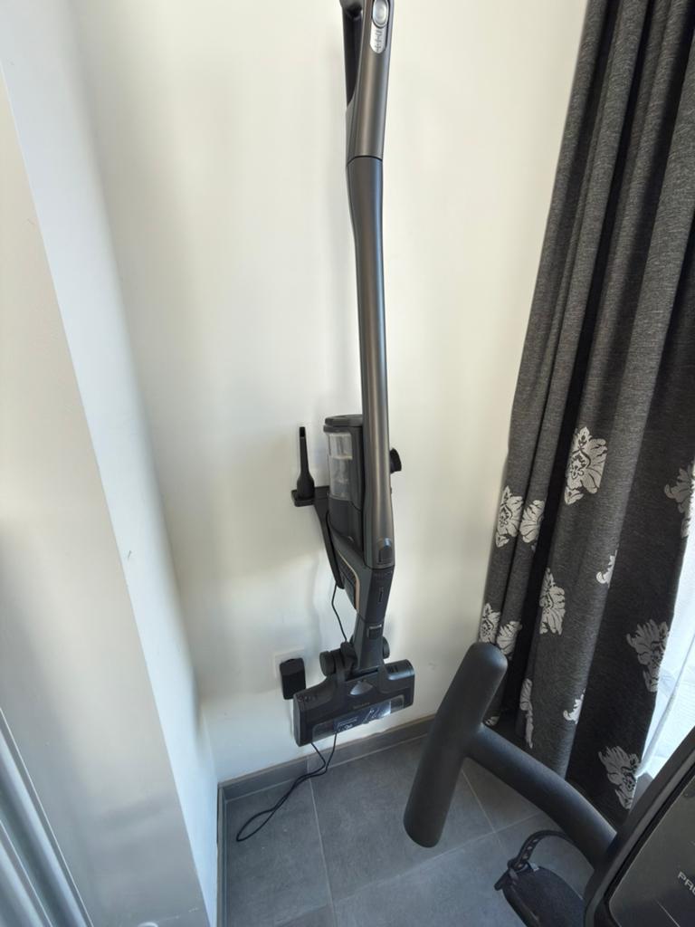 Aspirateur Miele, Enlèvement, Comme neuf, Miele
