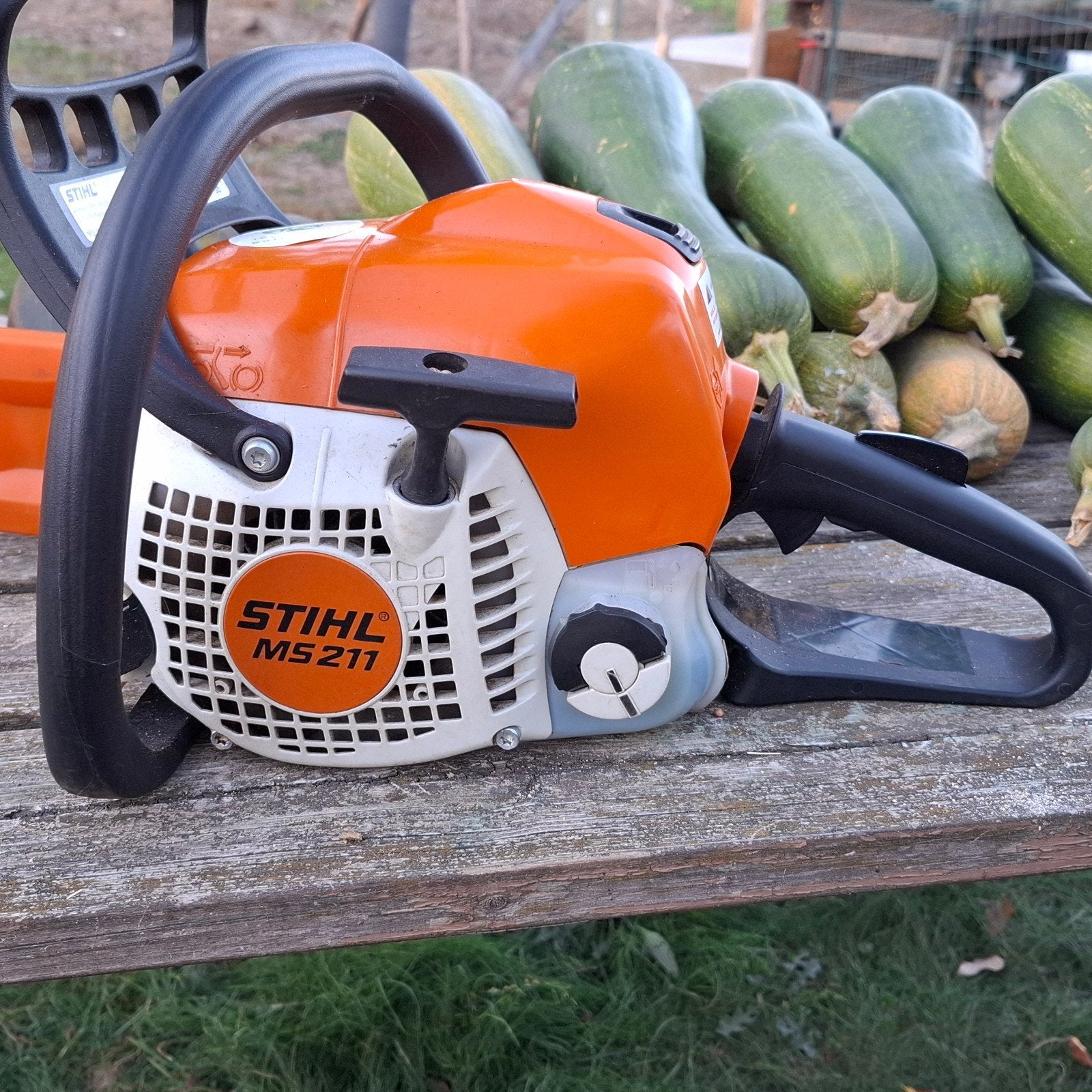 vends tronçonneuse Stihl 211, Enlèvement, Tronçonneuse