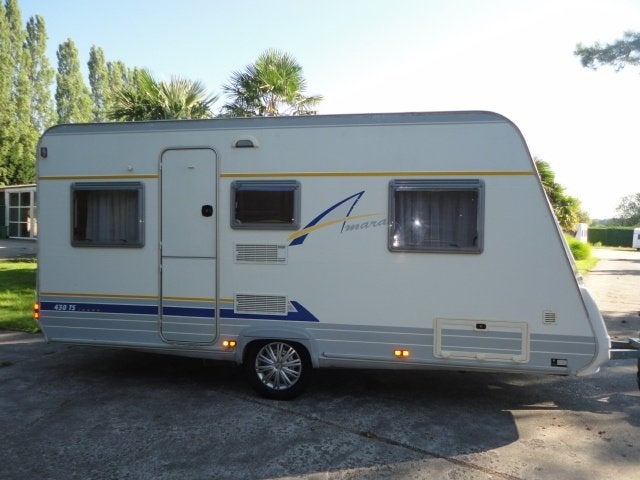 Burnster 430 Amara bj.2001, Caravans en Kamperen, Caravans, Vast bed, Rondzit, Particulier, Bürstner