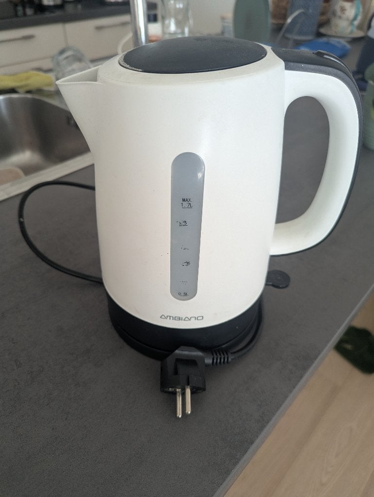 Bouilloire, Electroménager, 1 à 2 litres, Enlèvement, Utilisé