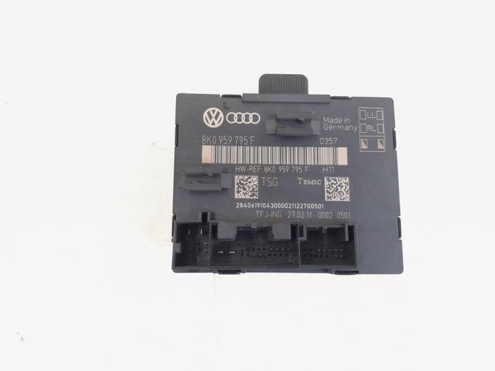 Centrale Deurvergrendelings Module van een Audi A4, Gebruikt, -, -, -
