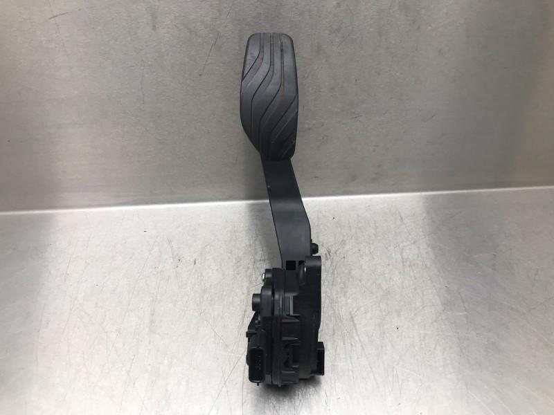 KOPPELINGSPEDAAL ABS Nissan X-Trail (T32) (|00636217|), Gebruikt, Nissan
