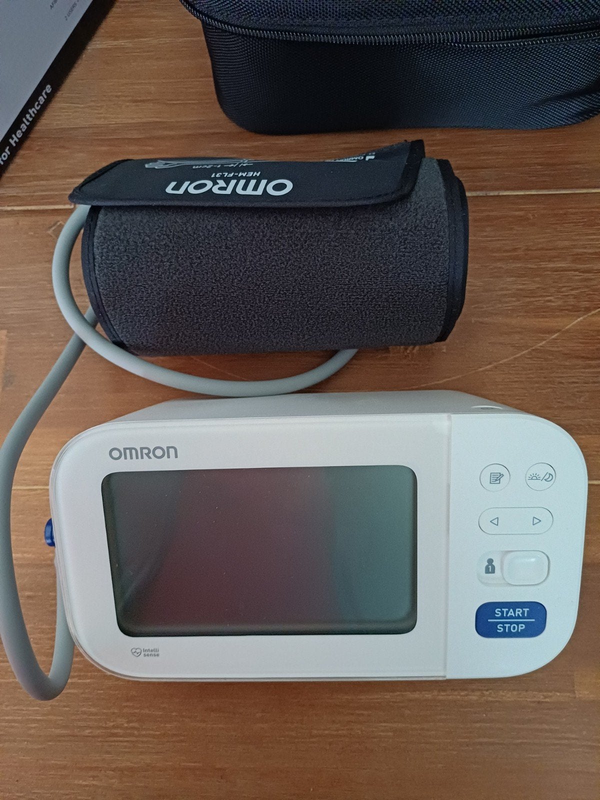 Omron m6 comfort bloeddrukmeter, Diversen, Verpleegmiddelen, Ophalen, Zo goed als nieuw