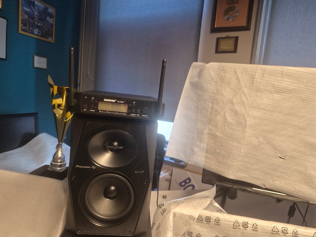 1 moniteur studio pioner vm 40  garanti, Nieuw, 60 tot 120 watt, Center speaker, Ophalen